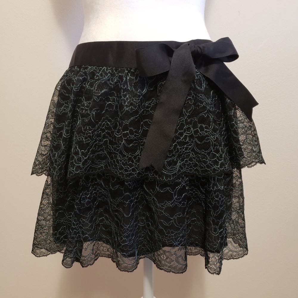 Adorable Bebe Lace Ruffled Miniskirt XS